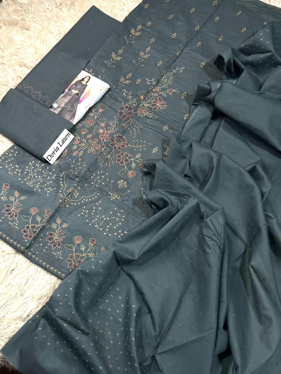 ✨ DORIA  LUXURY LAWN SUIT ✨